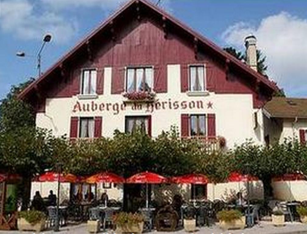 Auberge Du Herisson La Chaux-du-Dombief Kültér fotó