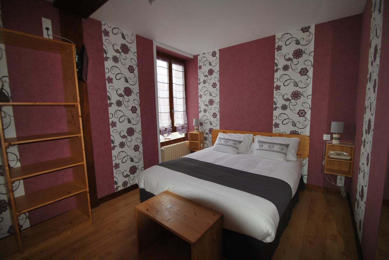 Auberge Du Herisson La Chaux-du-Dombief Kültér fotó